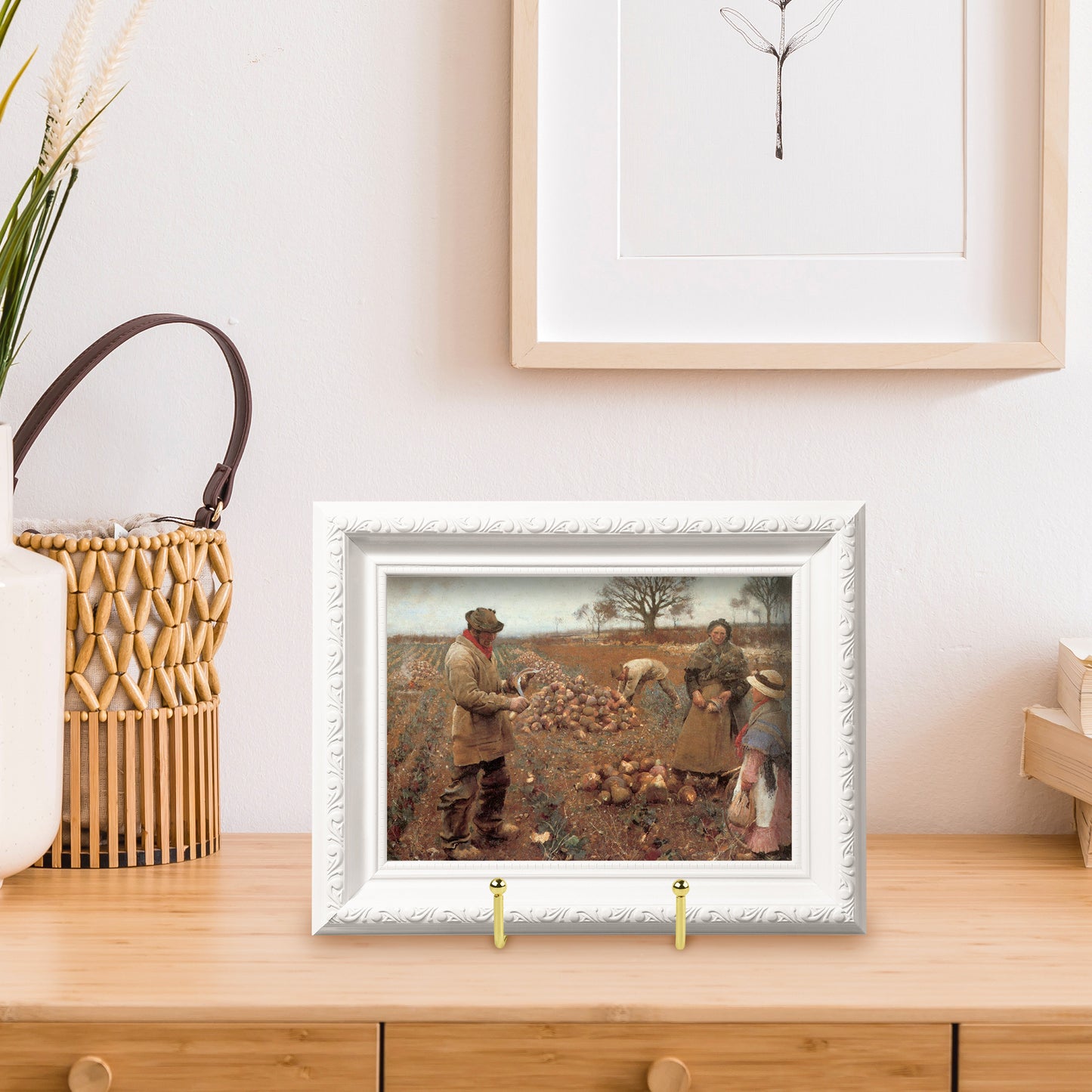 Mocoosy 2 Pack 6 Inch Gold Plate Stands for Display, Metal Square Wire Easel Stand, Plate Holder Display Stands, Picture Frame Stands for Display Photos, Decorative Platter, Plaques and Table Arts